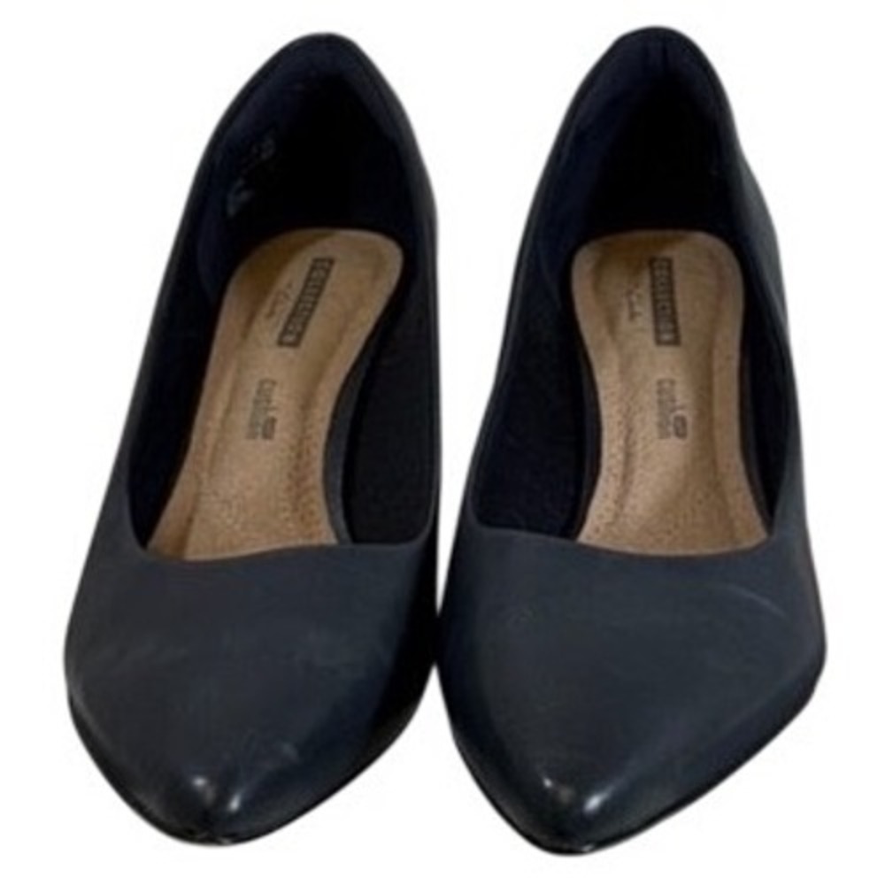 Clarks Collection Cushion Soft Navy Blue Leather Pointed Toe Kitten Heels 7W